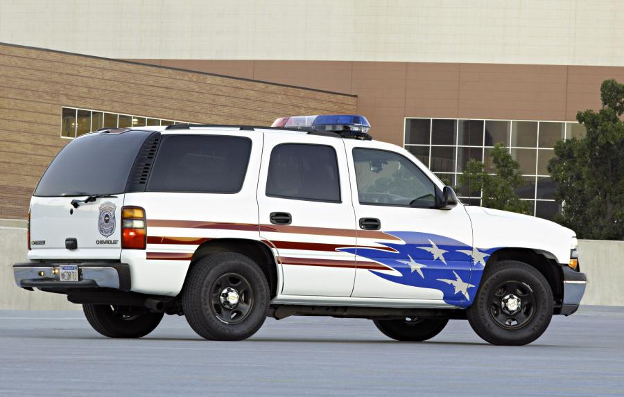  Chevrolet Tahoe Police 2004 года  (фото 14 из 20)